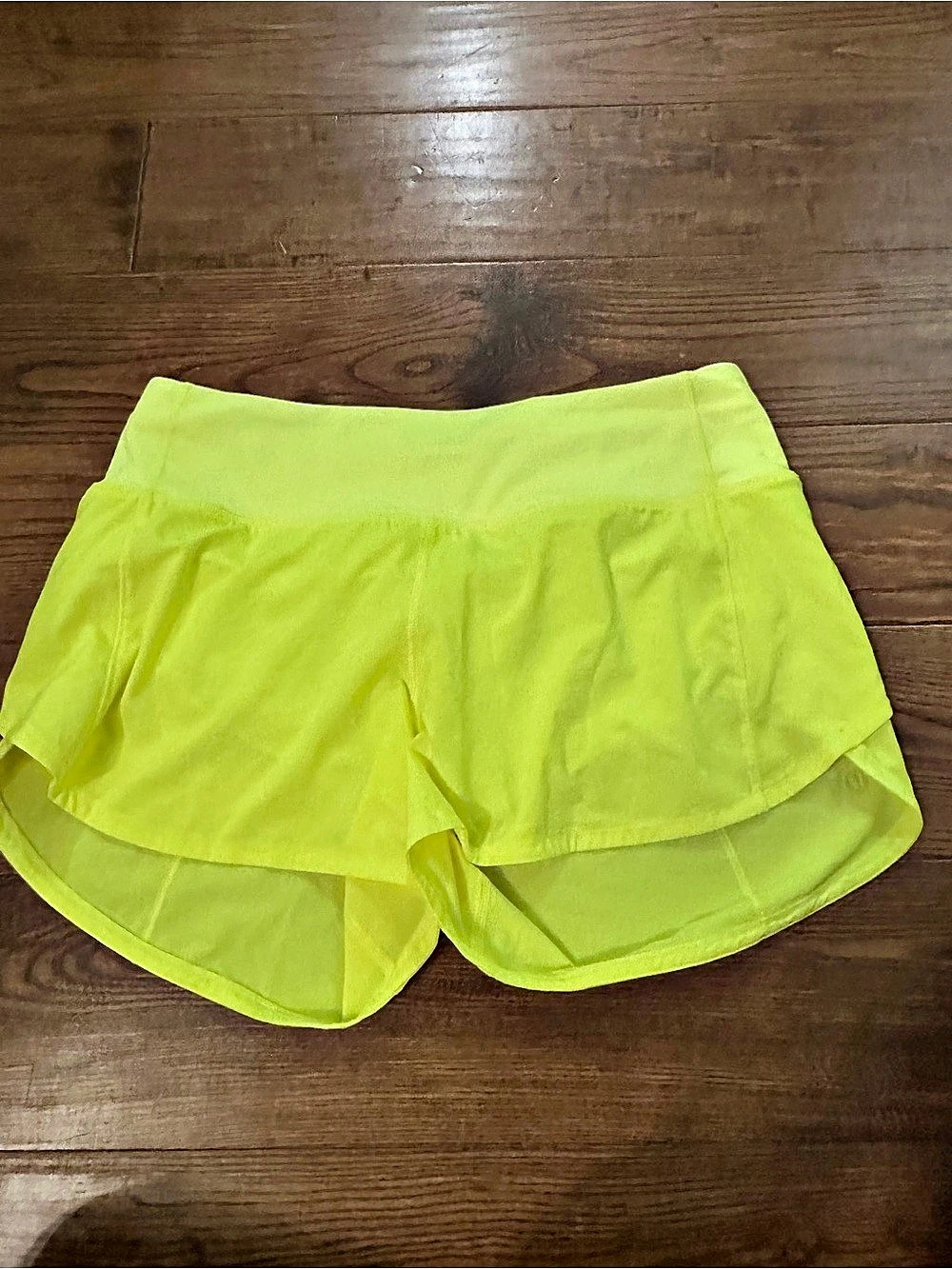 lululemon Speed Up Short *Long 4" Athletic Shorts Yellow (never worn)